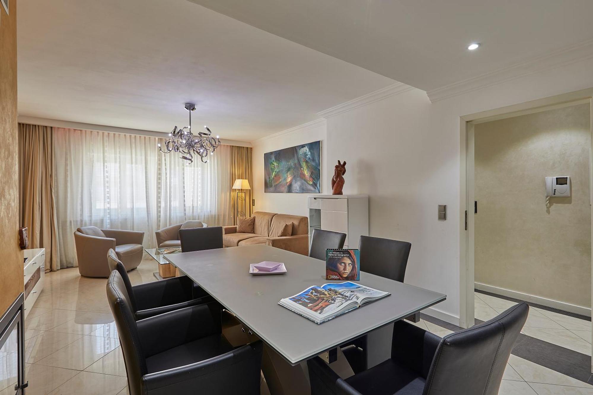 The Queen Luxury Apartments - Villa Cortina Luxembourg Luaran gambar
