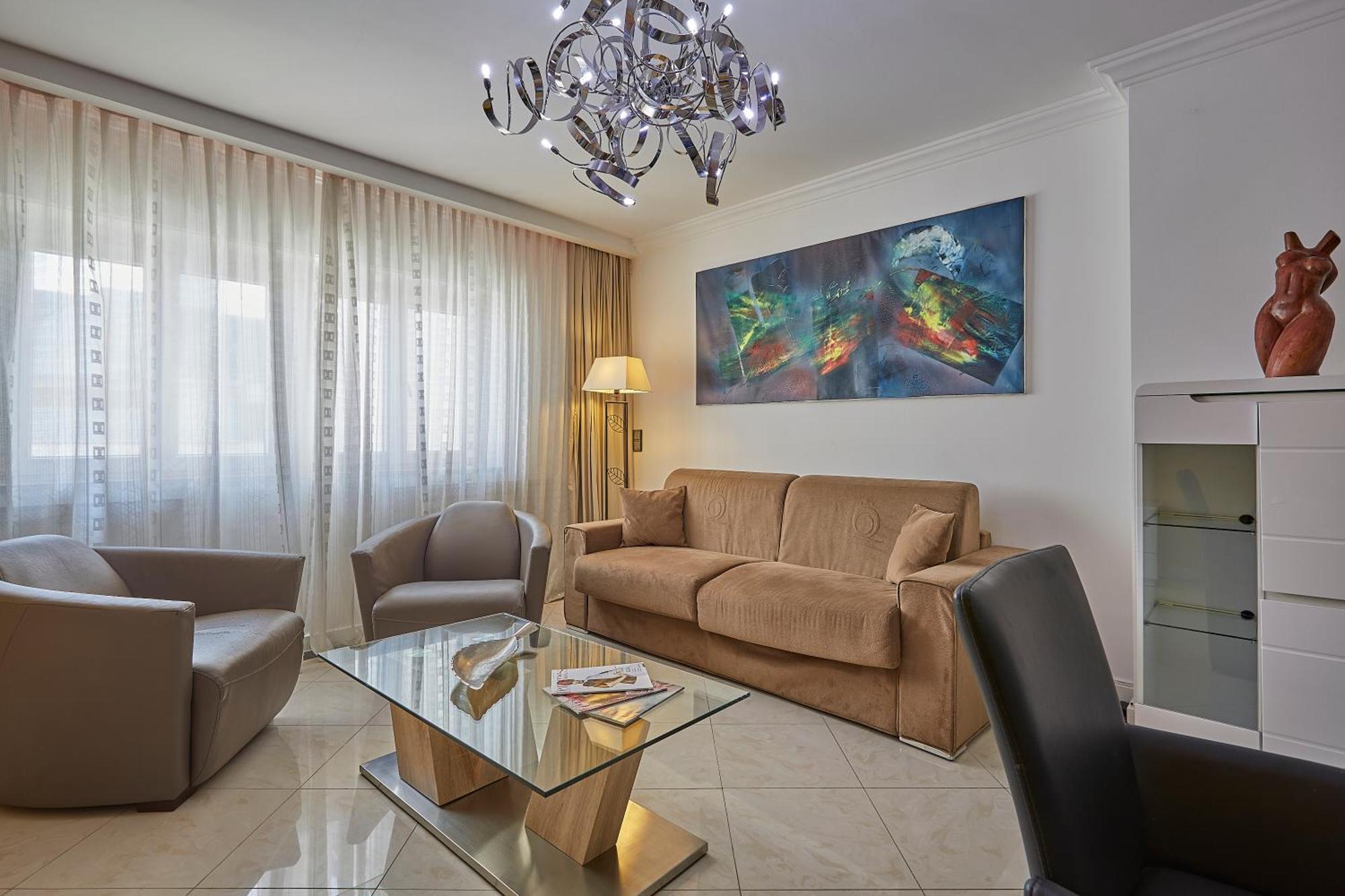 The Queen Luxury Apartments - Villa Cortina Luxembourg Luaran gambar