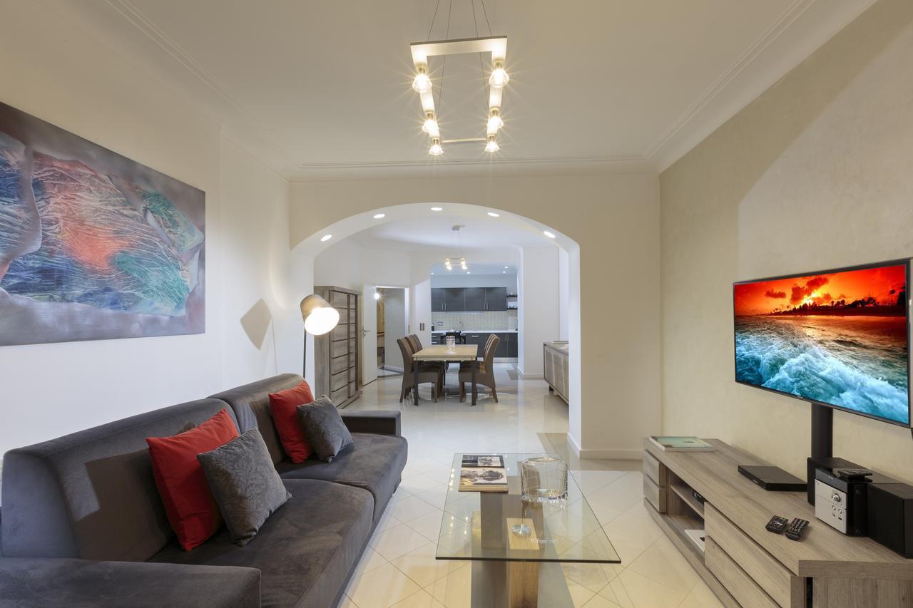 The Queen Luxury Apartments - Villa Cortina Luxembourg Luaran gambar