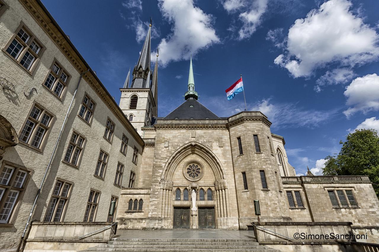 The Queen Luxury Apartments - Villa Cortina Luxembourg Luaran gambar